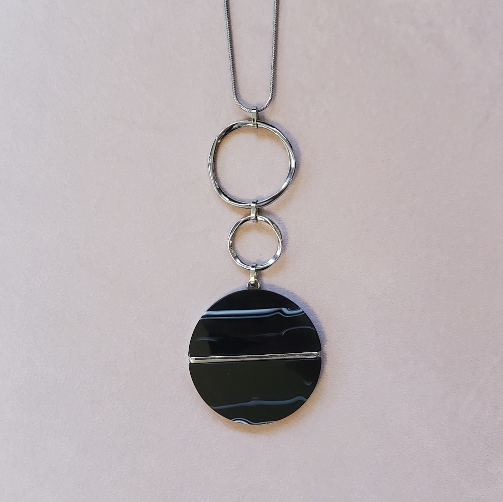 Classy Black Pendant Necklace